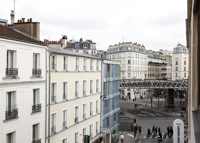 Eiffel CapitolHotel Pas Cher Paris
